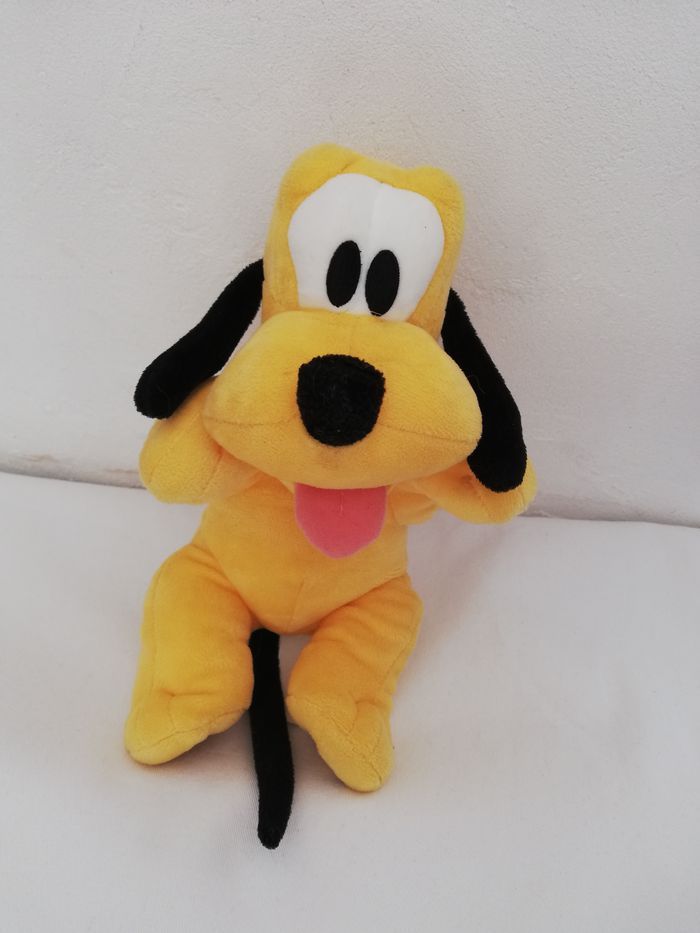 peluche chien pluto disney - photo numéro 1