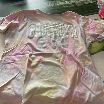 T-shirt taille 10-11 ans