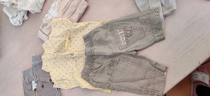 Lot vêtements 1 mois garçon - photo numéro 4