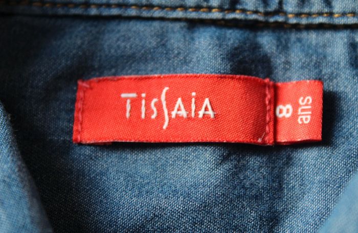 💙 Chemise en jean Tissaia - Broderies épaules - Taille 8 ans 💙 - photo numéro 3