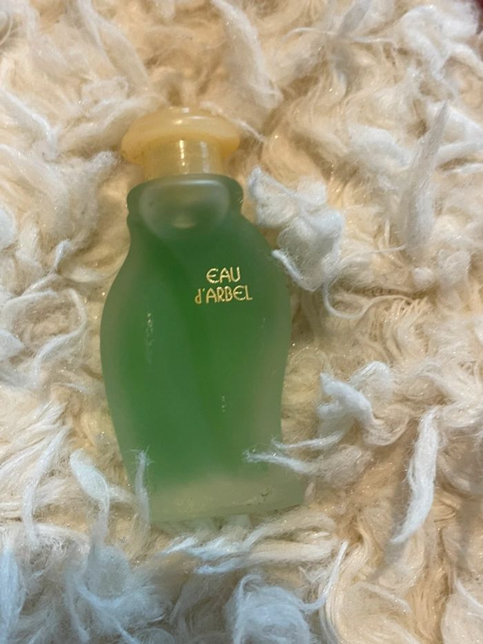 3 miniatures de parfum - photo numéro 4