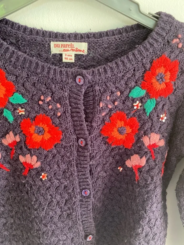 Gilet du pareil au même violet broderies fleurs - photo numéro 3
