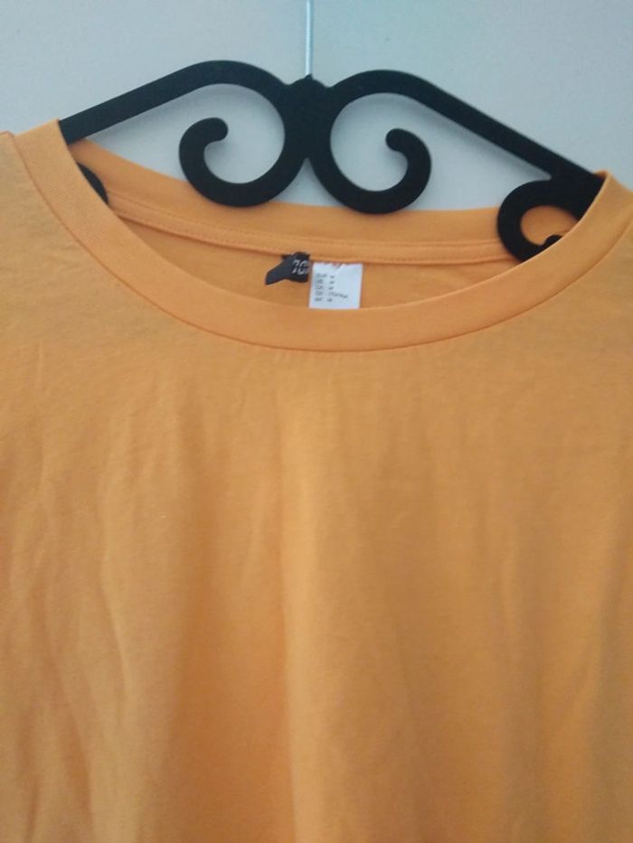 T shirt court - photo numéro 3