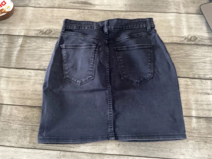 Jupe bleue jeans Kiabi Taille 36 - photo numéro 3