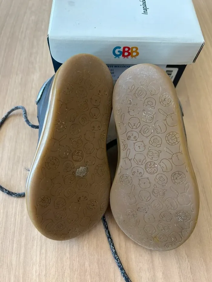 Chaussures à lacets GBB pointure 22 - photo numéro 4