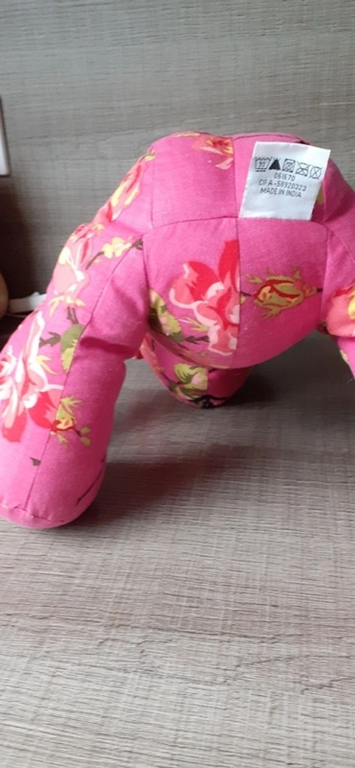 Ours peluche en tissu rose fleuri - photo numéro 4