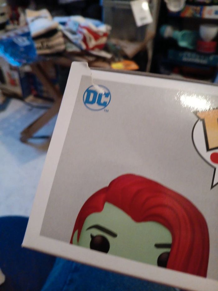 Pop poison ivy dc comics defaut dans la boite pas de vinted go - photo numéro 2