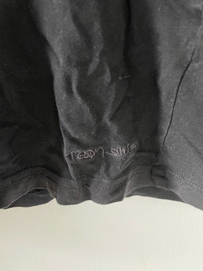 T-shirt noir floral - photo numéro 3