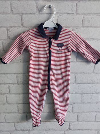 Pyjama Absorba taille 6 mois