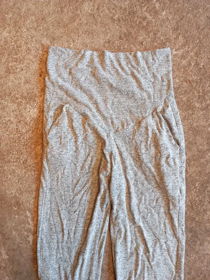 🩳pantalon legging elasthan T38 Gemo - photo numéro 3