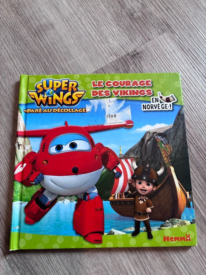 Livre Super wings « le courage des vikings » - photo numéro 1