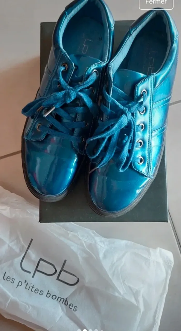 Jolies chaussures baskets LPB 40 - photo numéro 3