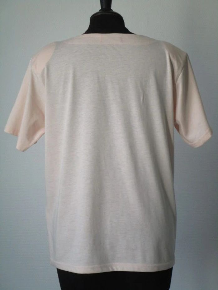 T-shirt vintage saumon 42 TBE - photo numéro 6