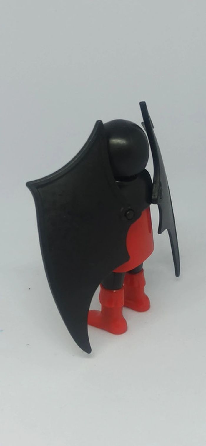 Homme rouge avec ailes playmobil - photo numéro 3