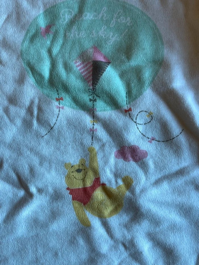 Je vend un débardeur mixte taille 3/4 ans 98 cm à 104 cm très bon état - photo numéro 2