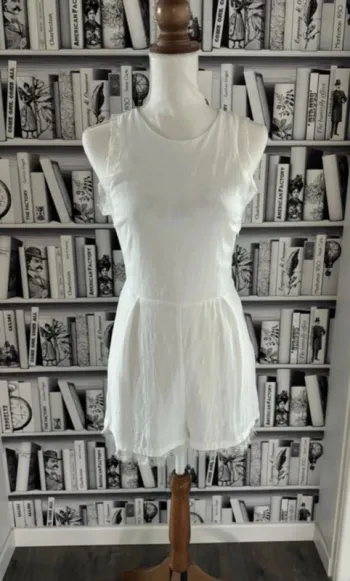 Superbe combishort blanche Mango taille S ou 36