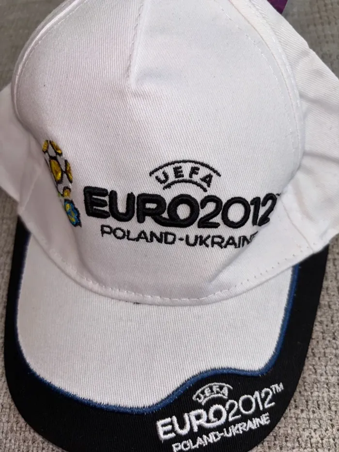 Casquette Euro 2012 - photo numéro 2