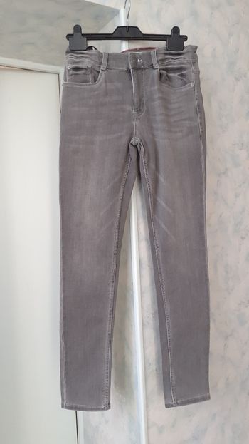 Jean homme taille XS