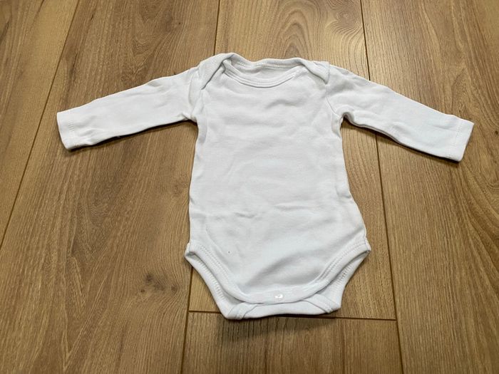 Lot vêtements bébé garçon 1 mois - photo numéro 2
