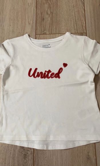 T shirt fille 8/10 ans