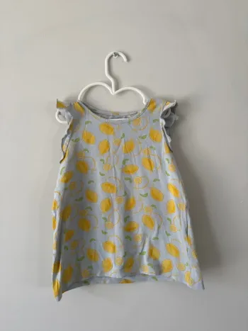 👚 T-shirt citron- fille -5 ans -110-116 cm - lupilu-très bon état