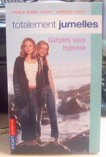 totalement jumelles, garçon sous hypnose