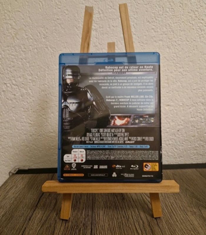 🎬 Film Blu-ray Robocop 3 🎬 - photo numéro 2