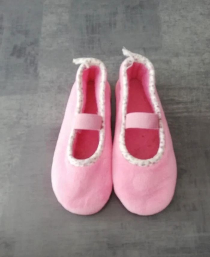 Chaussons rose - photo numéro 2