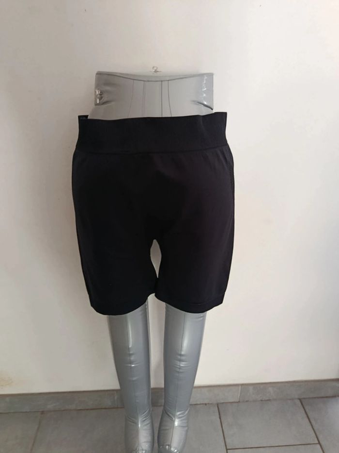 Short sport femme Undiz Taille L - photo numéro 2