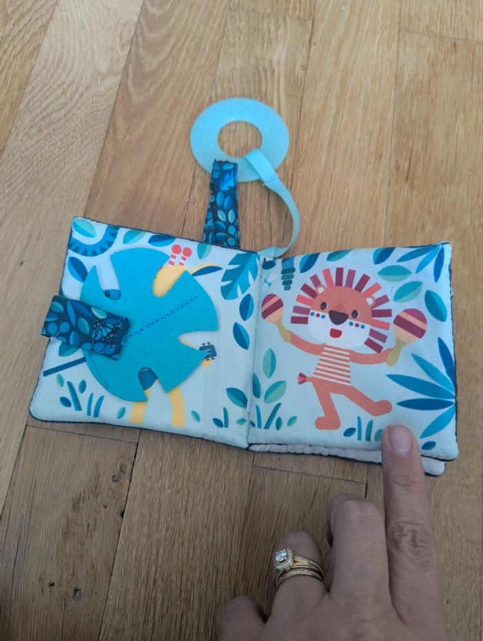 Livre sensoriel Lilliputiens - photo numéro 2