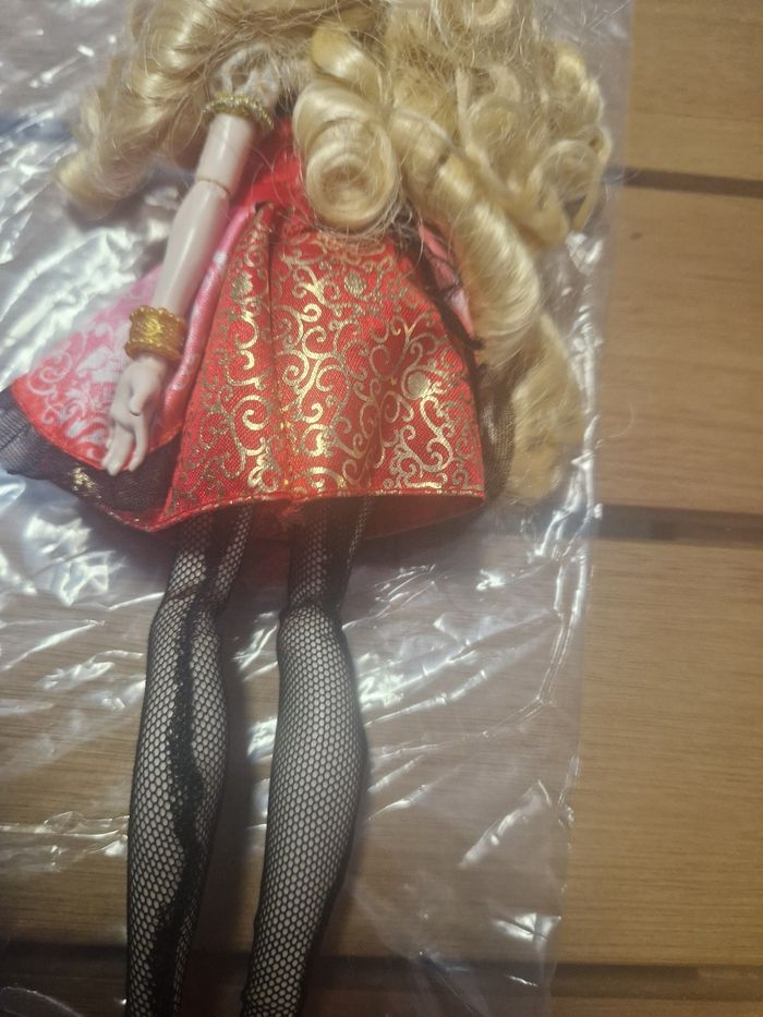 Poupée Monster High - photo numéro 6