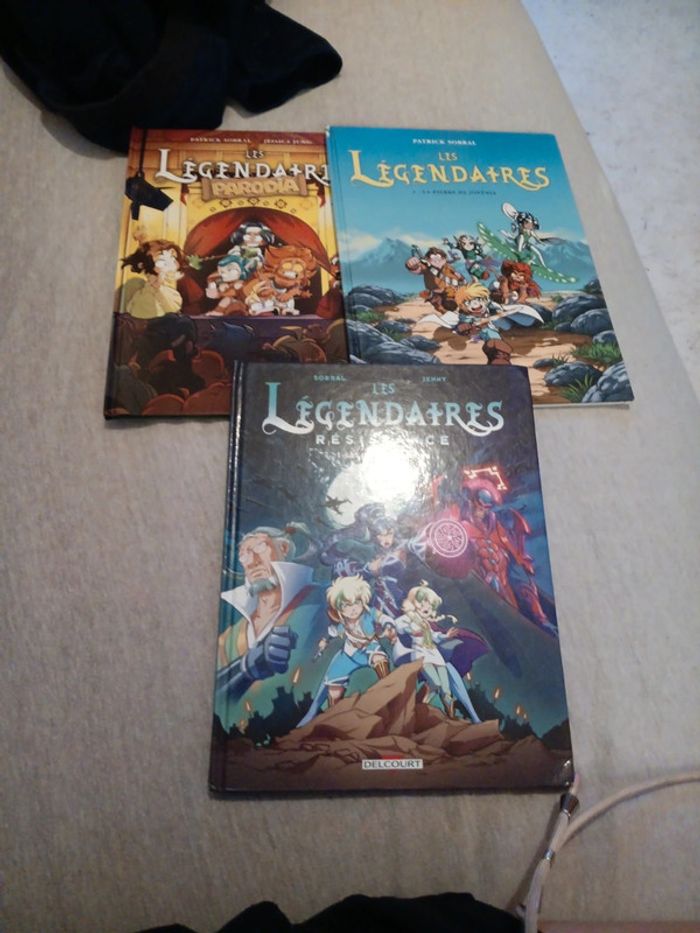 Lot bd les légendaires quelques traces d'usures