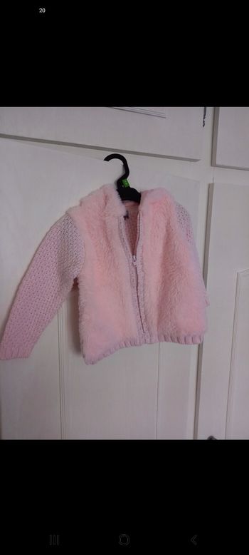 Veste fourrure rose 9-12mois