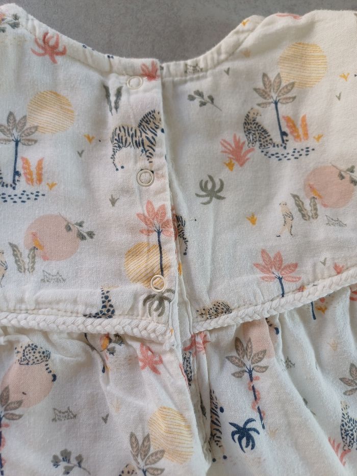 Robe manches longues imprimée savane TAO 2 ans très bon état - photo numéro 3