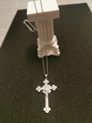 Collier et pendentif spirituel croix chrétienne