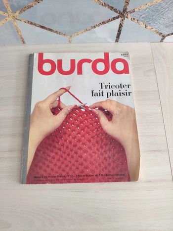 Magazine Burda numéro 94 de 1974 édition française Tricoter fait plaisir