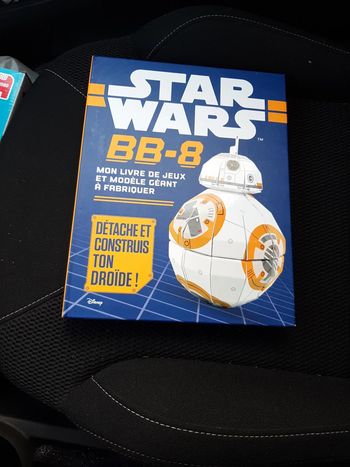 Livre maquette star wars