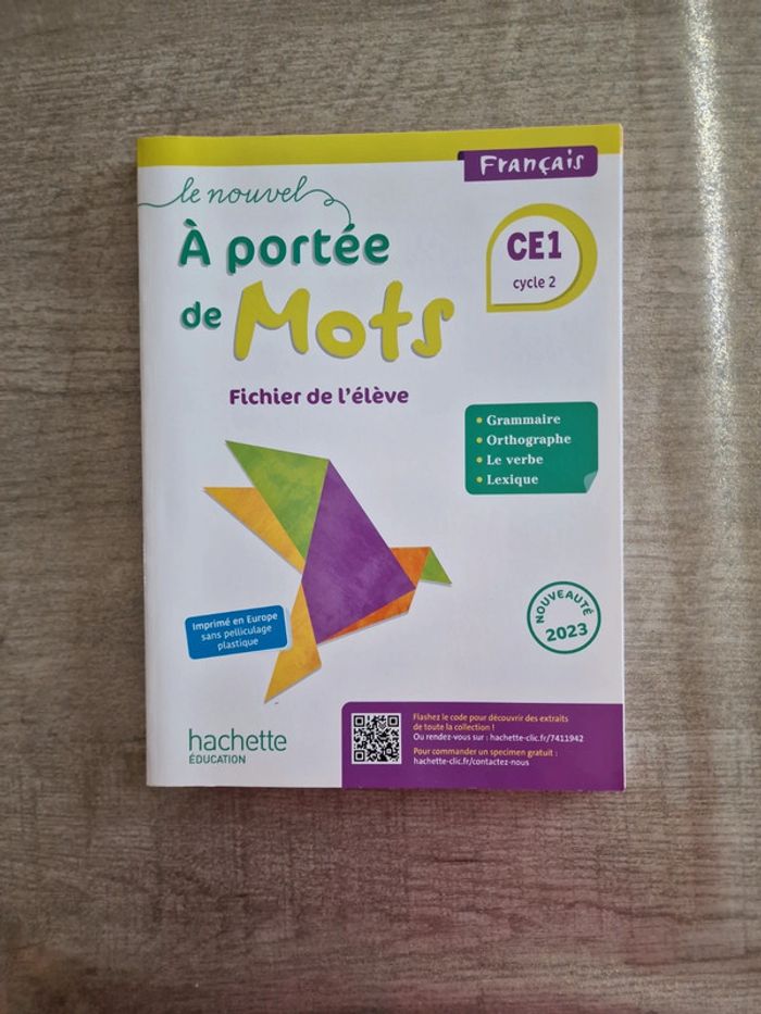 Livre scolaire français CE1