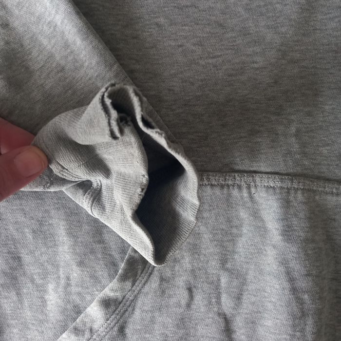 Pull à capuche Nike - taille 13/15 ans - photo numéro 6