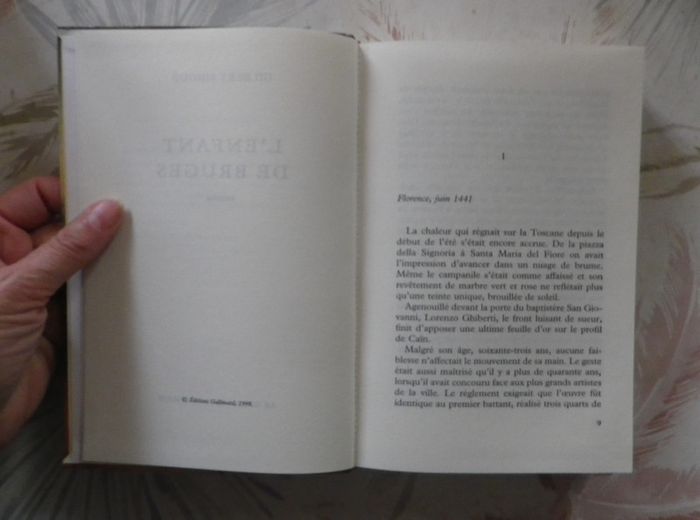 L'enfant de Bruges de Gilbert Sinoué Ed. Le Grand Livre du Mois - photo numéro 5