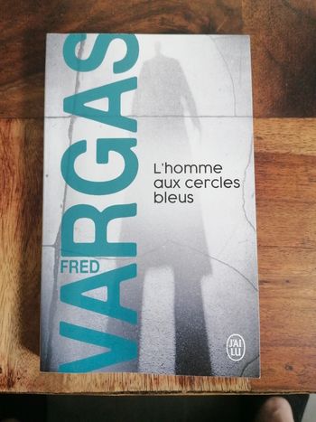L'homme au cercles bleus Fred Vargas