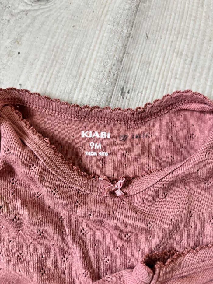 Lot de 2 bodies 9mois - photo numéro 4