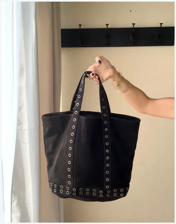 Sac Vanessa Bruno cuir retourné très bon état - photo numéro 5