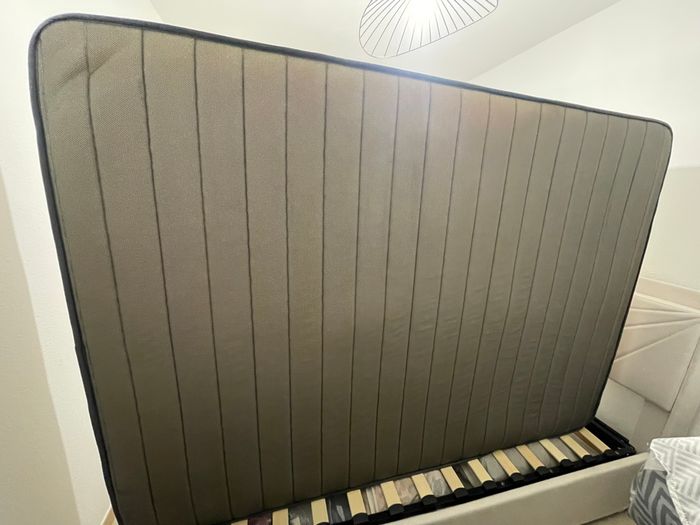 Lit, sommier avec matelas 140/200.   25cm - photo numéro 4