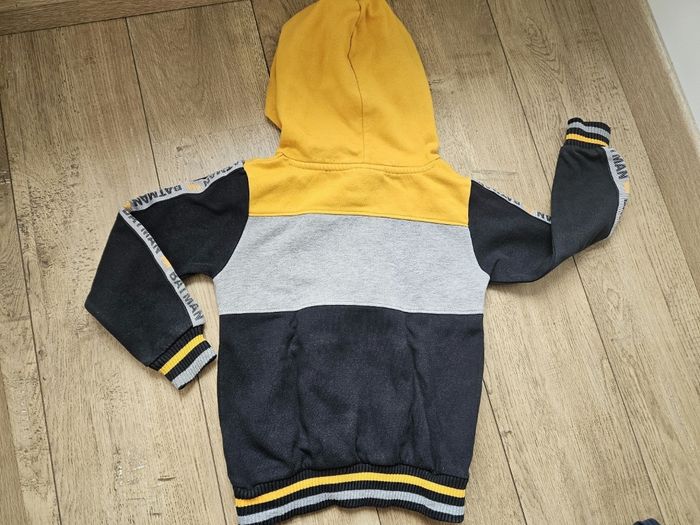 Sweat à capuche noir et jaune Batman 6 ans - photo numéro 8