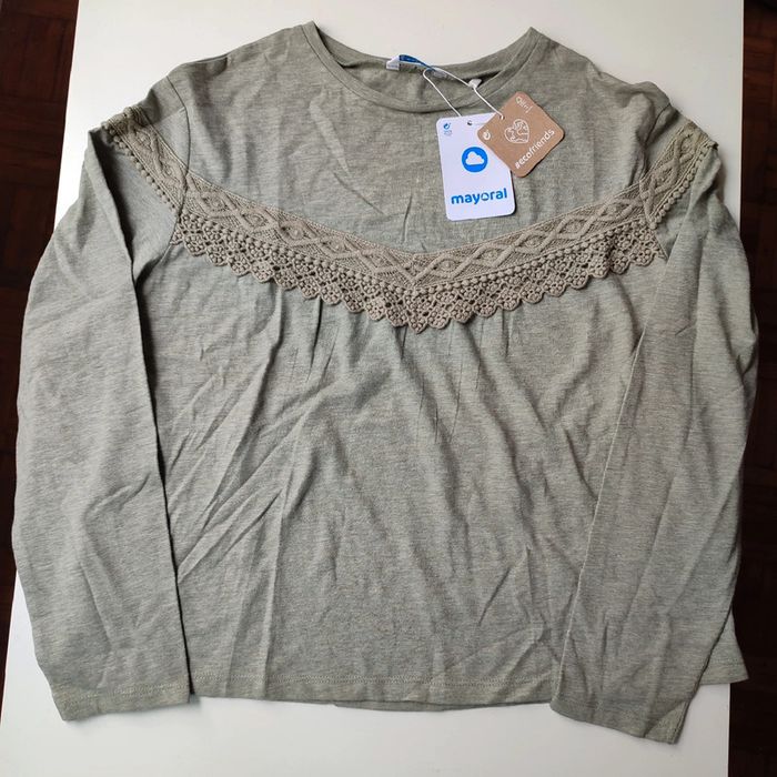 Blouse romantique vert olive taille 14 ans ou 157 cm, Mayoral