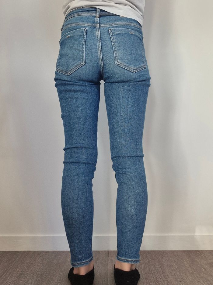 Jean skinny bleu taille 36 Zara - photo numéro 2
