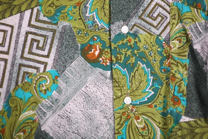 Magnifique chemisette vintage 2000's en viscose motif wax (#240190) - photo numéro 4