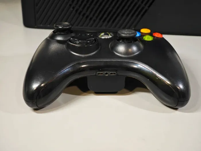 Console XBox 360 E / 4Go/ Manette/ Garanti 1 an - photo numéro 12