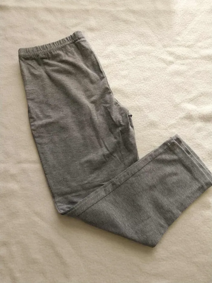 Legging / caleçon gris clair T2/3 - photo numéro 2